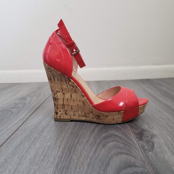 Guess Kalisa Open Toe Platform Wedge Sandals Patent Red Size 7 - Picture 6 of 12